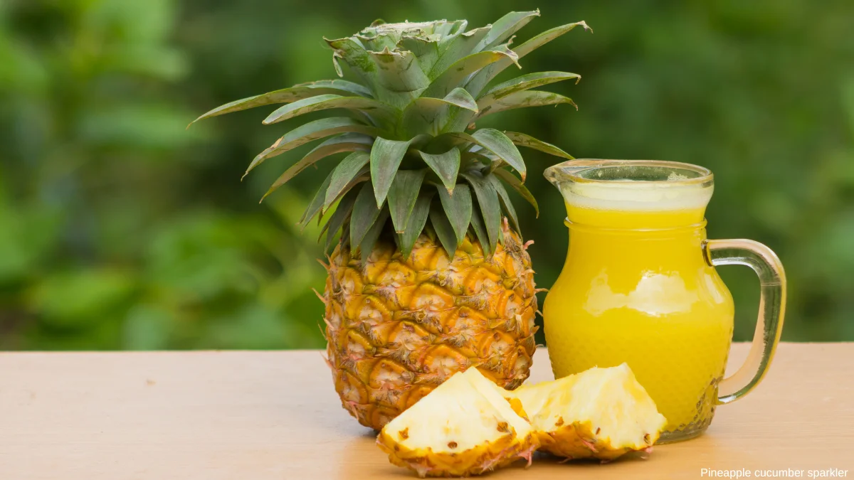 Pineapple cucumber sparkler for hangover